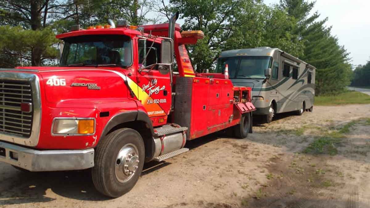 Heavy Duty Towing Brohman MI